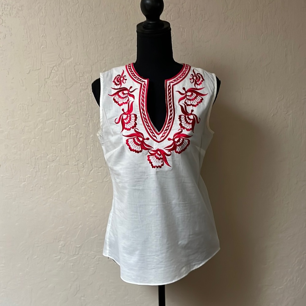Michael Kors White Blouse with‎ Red Embroidery